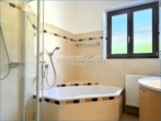 EG Badezimmer - Wohnhaus mit 2 Wohneinheiten / Mehrfamilienhaus / Ferienhaus