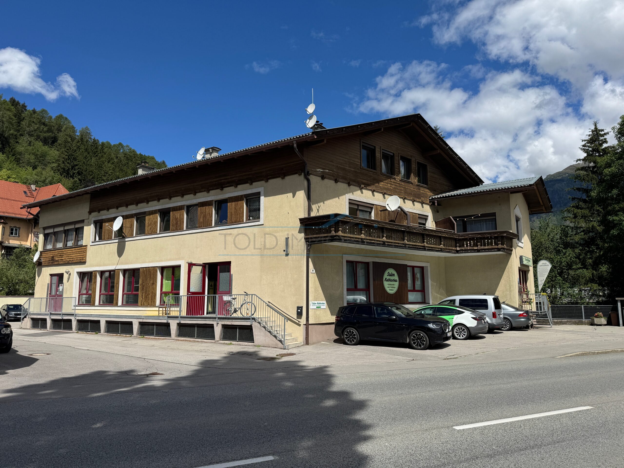 Gewerbeeinheiten im EG - vermietet